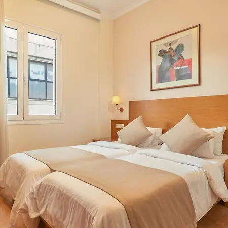 Hotel Athos 3*